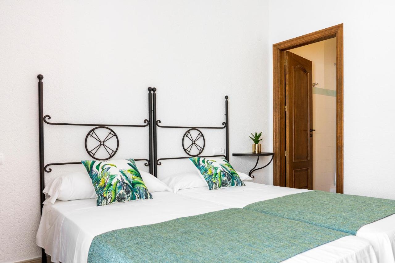 Hostal Tres Molins Jesus Pobre Экстерьер фото