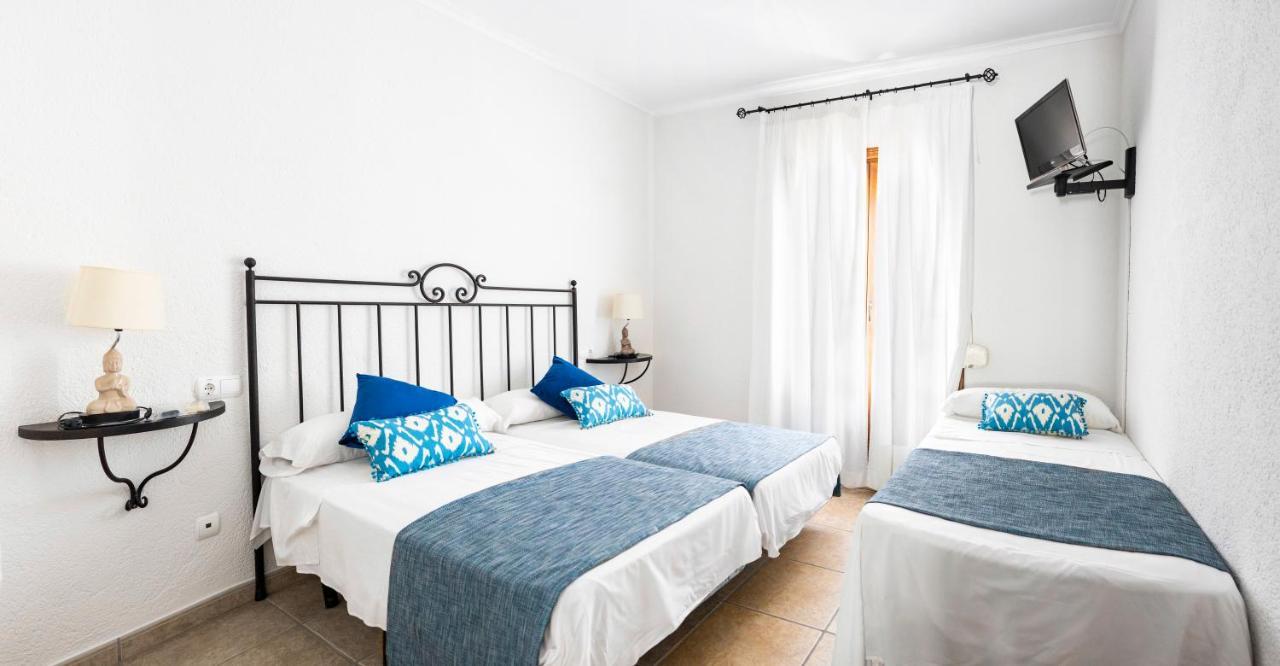 Hostal Tres Molins Jesus Pobre Экстерьер фото